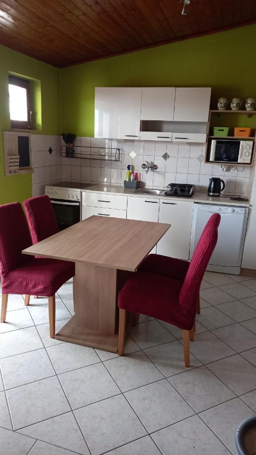 Apartmani Leko Mirjana Baska Voda Exterior photo