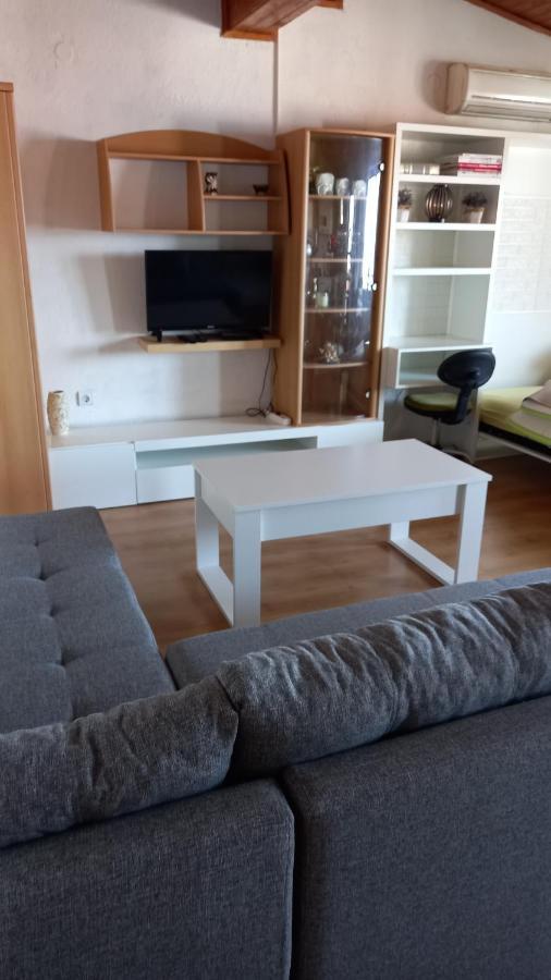 Apartmani Leko Mirjana Baska Voda Exterior photo